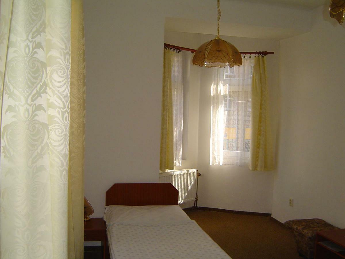 Hotel U Sladku Prag Exterior foto